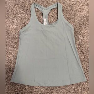 Lululemon tank top size 4